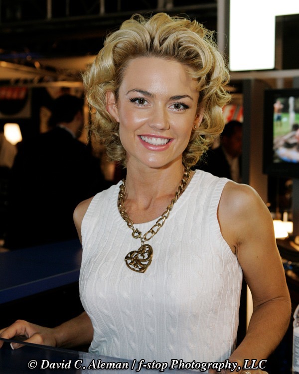 kelly-carlson_med_hr